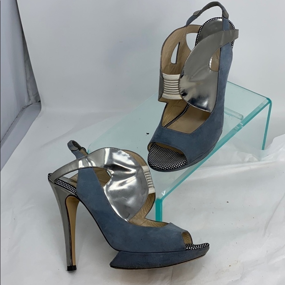 Nicholas Kirkwood 38.5 Gray Silver Suede Heels